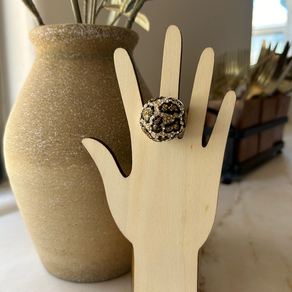 Statement Leopard Ring - Picture 2 of 3